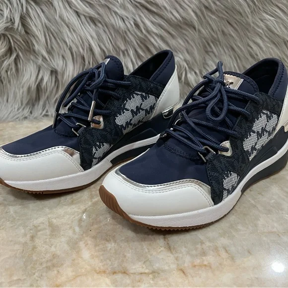 Michael Kors Liv Trainer Wedge Sneaker Women’s Blue (HJ22A. NEW - Picture 4 of 11